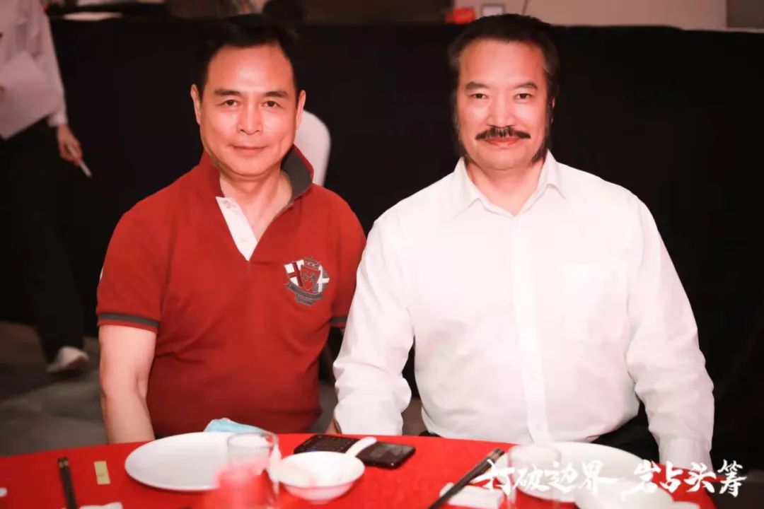群星璀璨，共譜華章 | 2021將軍企業(yè)戰(zhàn)略營銷峰會(huì)答謝晚宴盛大舉行！(圖14)
