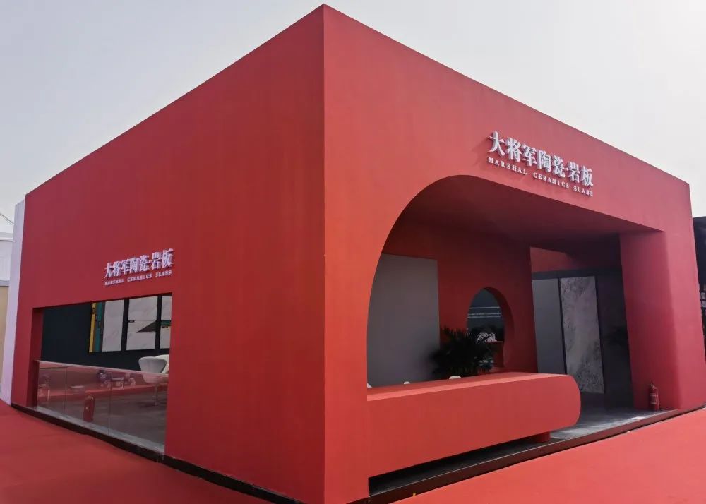 焦點！大將軍驚艷亮相雄安德維斯建博會，流量爆棚引圍觀！(圖2)