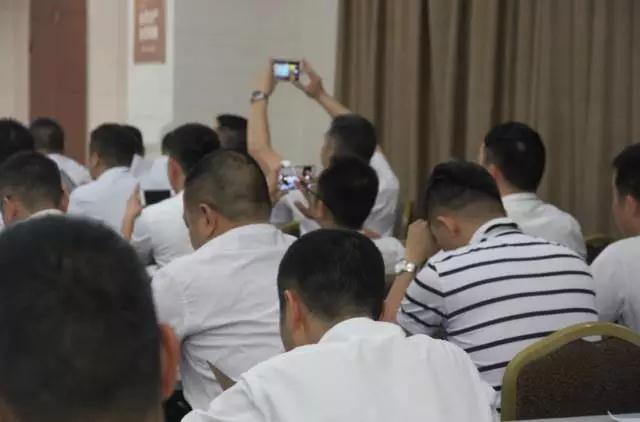 奮力拼搏，實(shí)現(xiàn)新跨越|將軍企業(yè)6月工作會(huì)議圓滿召開(kāi)
(圖2)