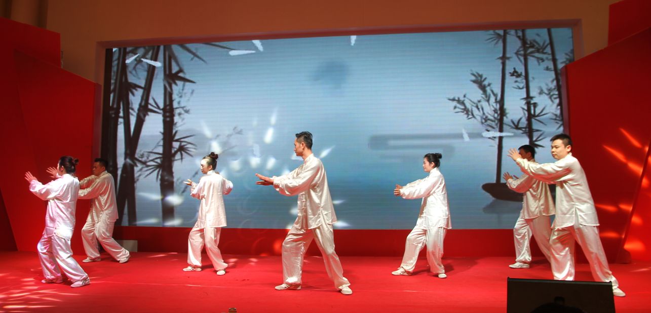 順勢突圍·破局騰飛丨大將軍陶瓷2018經銷商年會暨總部開業(yè)盛典成功舉辦！
(圖35)