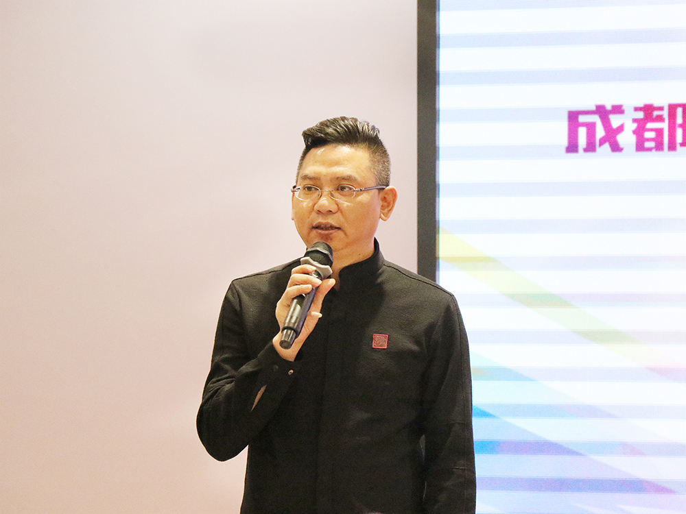 頭條丨成都裝飾工程名企與廣東優(yōu)秀設(shè)計師走進(jìn)將軍企業(yè)共謀合作發(fā)展！
(圖9)