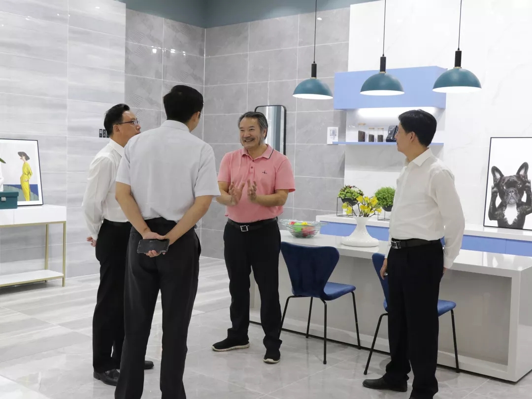 將軍企業(yè)再次迎來(lái)衡陽(yáng)政府考察團(tuán)，共謀發(fā)展
(圖3)