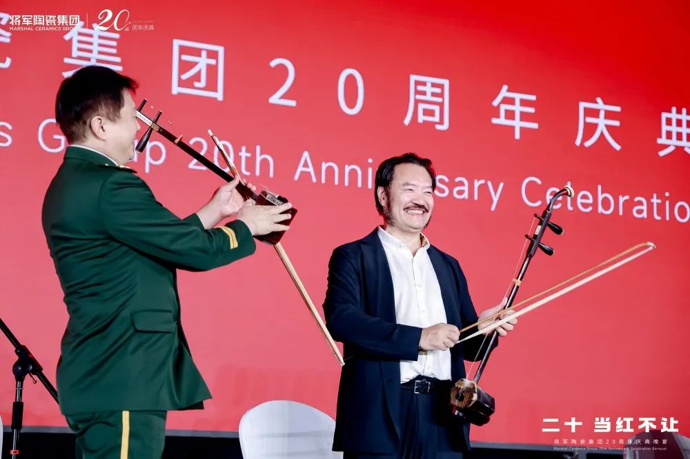 二十向新 百年將軍丨大將軍瓷磚20周年慶,一場(chǎng)沉浸式千人視聽盛宴…(圖38) 圖片