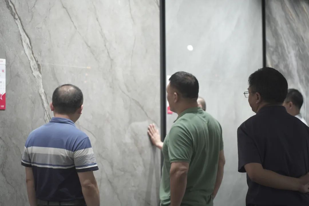 百億財(cái)富計(jì)劃丨大將軍瓷磚與多家工程運(yùn)營(yíng)商達(dá)成戰(zhàn)略合作！(圖24)